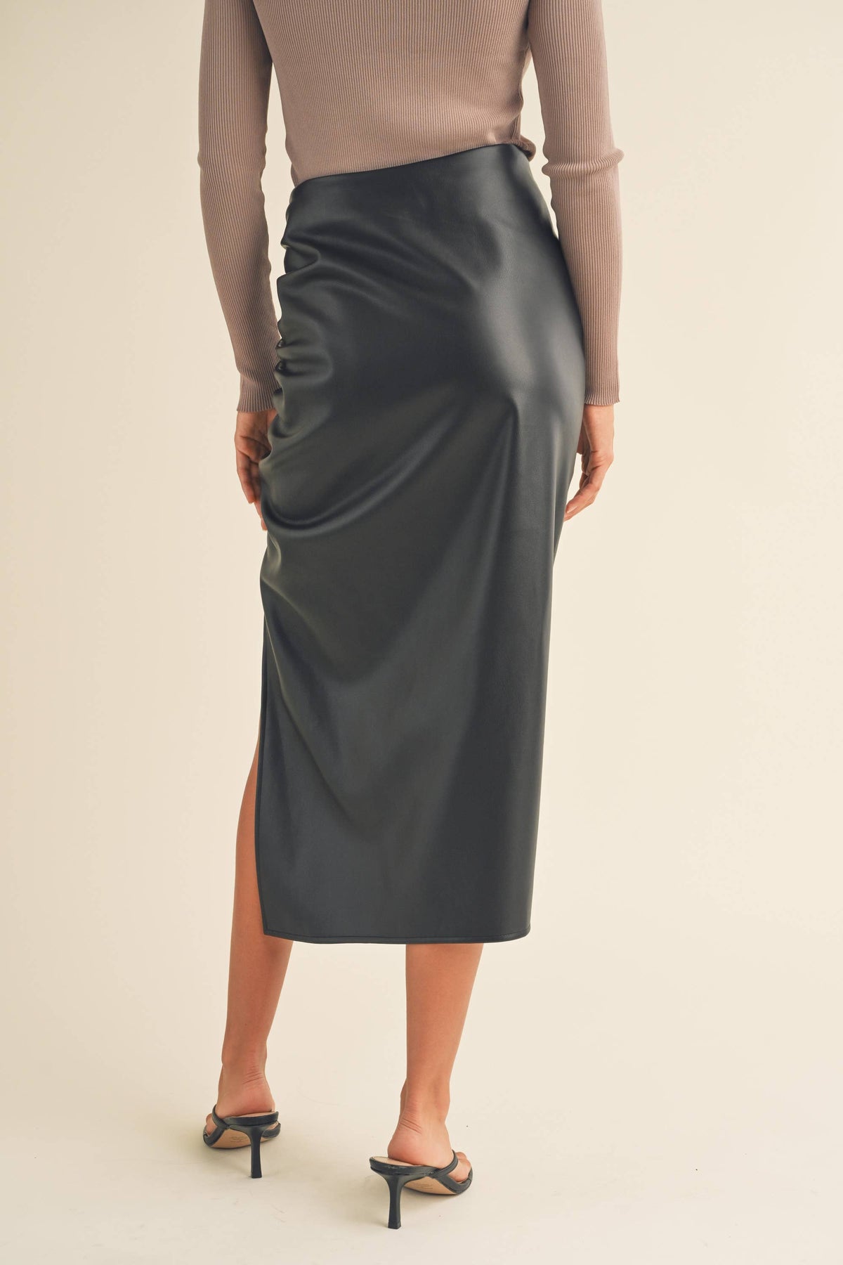 Side Ruched with Slit Front Faux Leather Skirt
