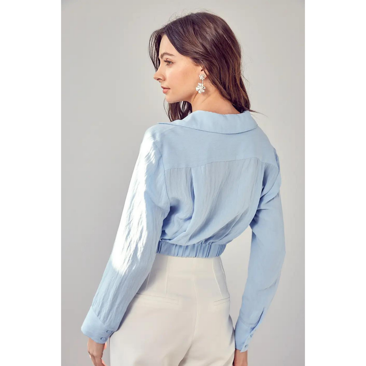 Ivy Collar Button Up Top - Baby Blue