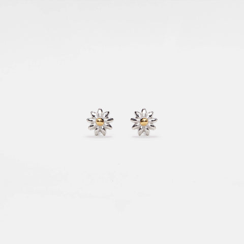 Daisy Flower Stud Earrings in 925 Sterling Silver